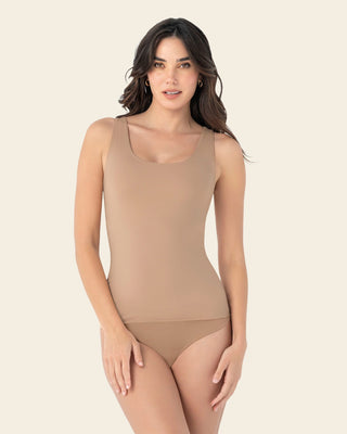 Camiseta de control moderado con doble capa en abdomen#color_801-cafe-medio
