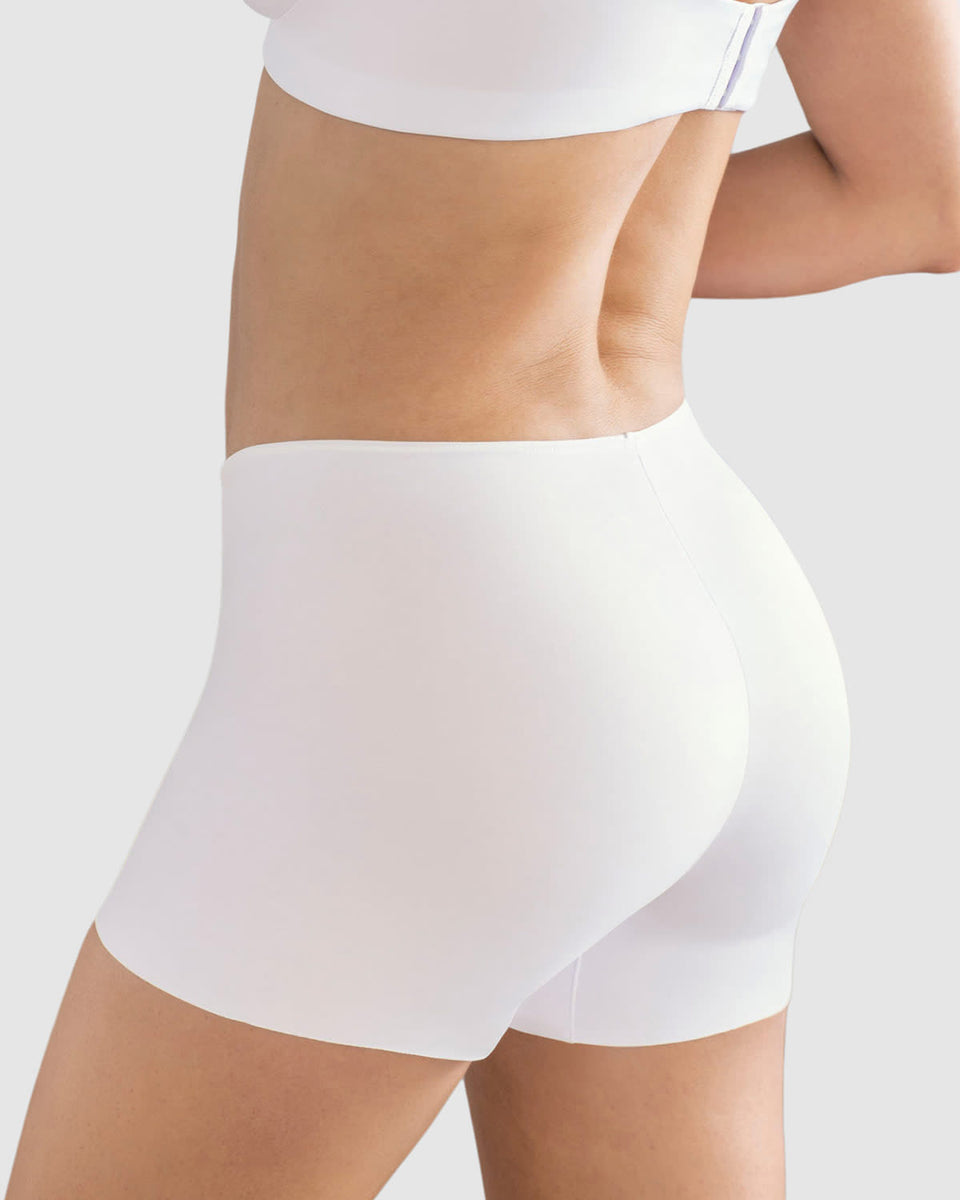 calzon-tipo-boxer-efecto-invisible-en-piernas