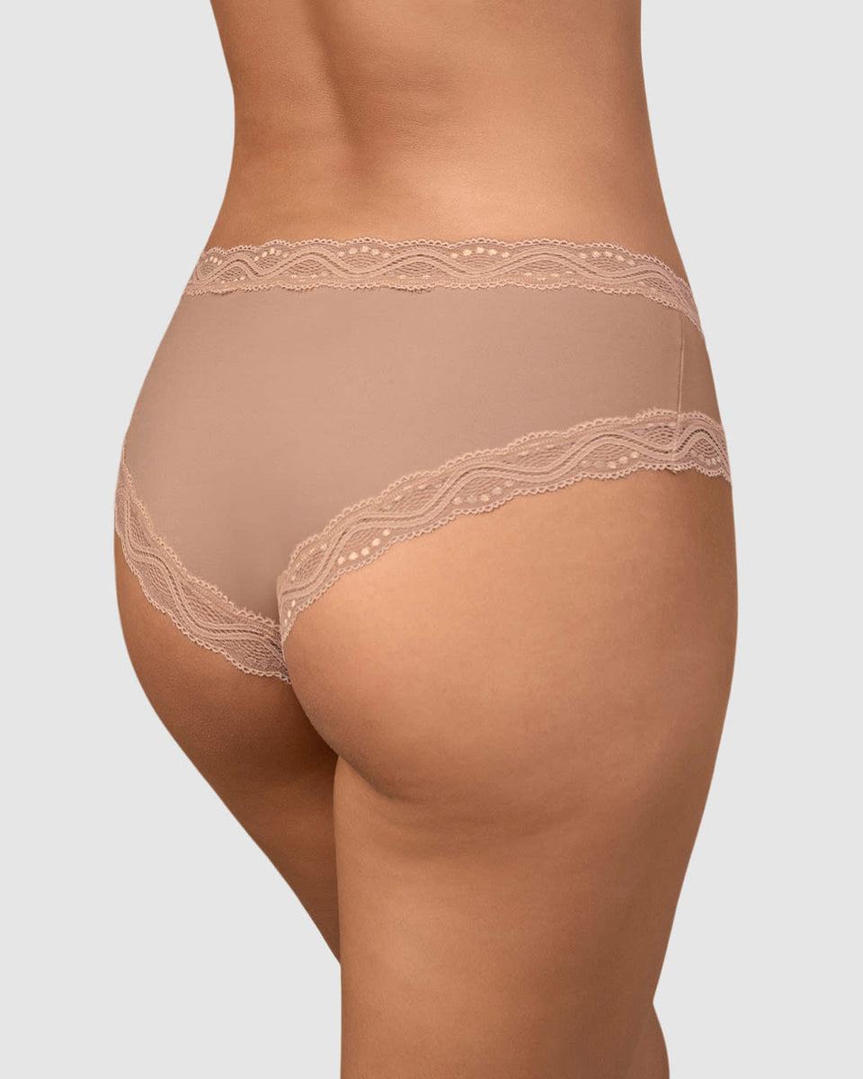 Calzón hípster tiro medio en tela lisa y encaje