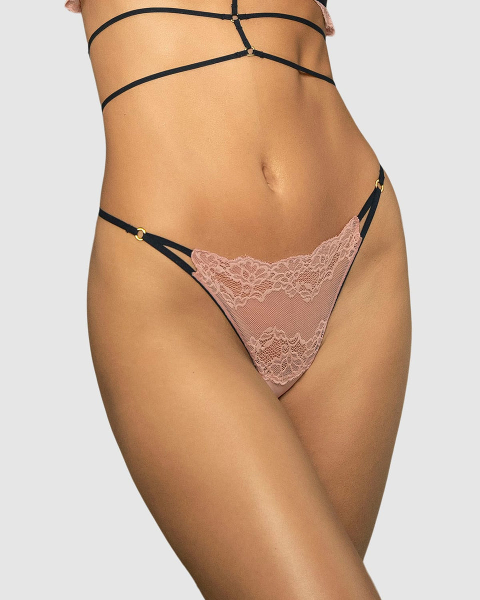 Tanga colaless en encaje ligera y cómoda