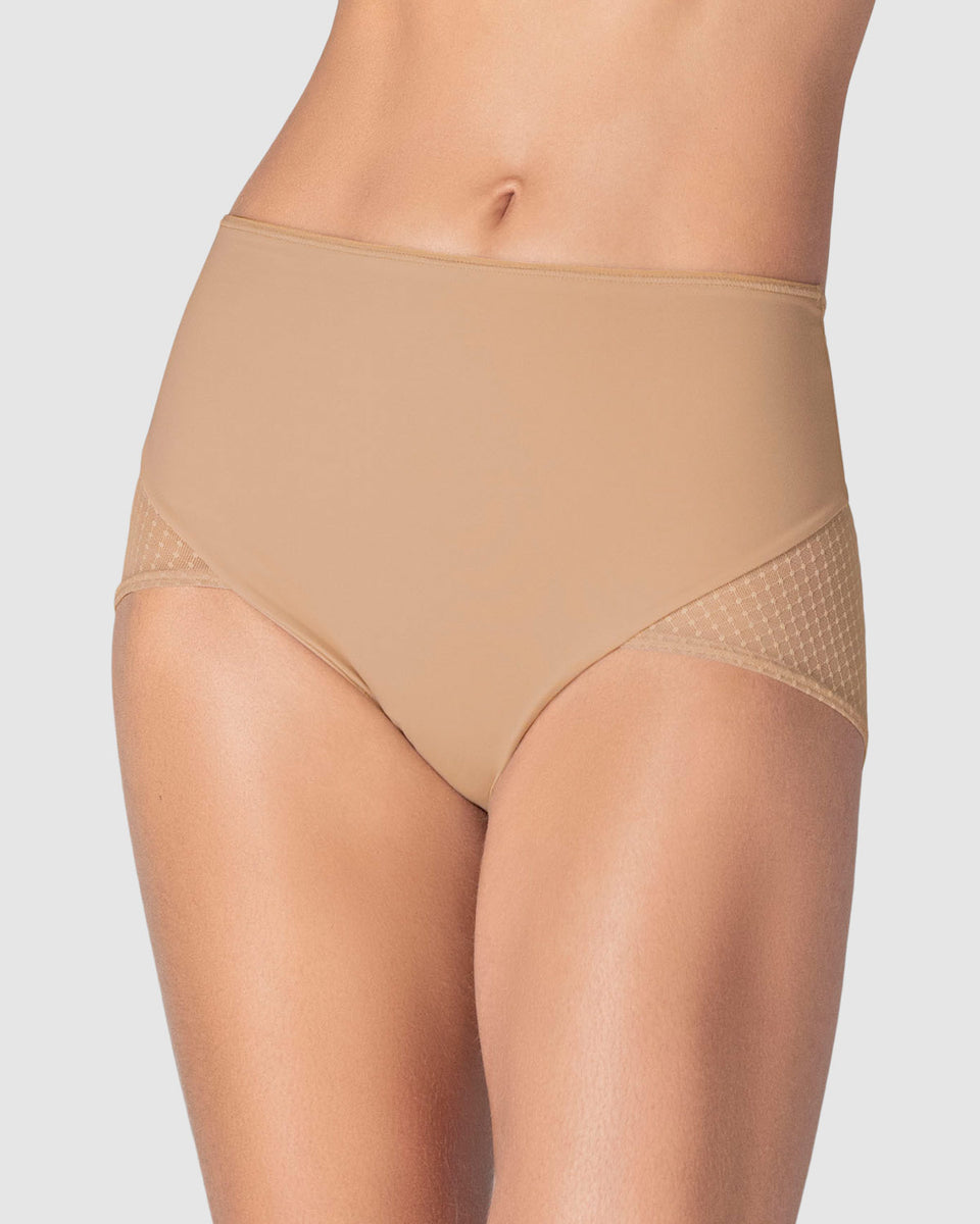 Calzón clásico de control fuerte en abdomen, glúteos en tul