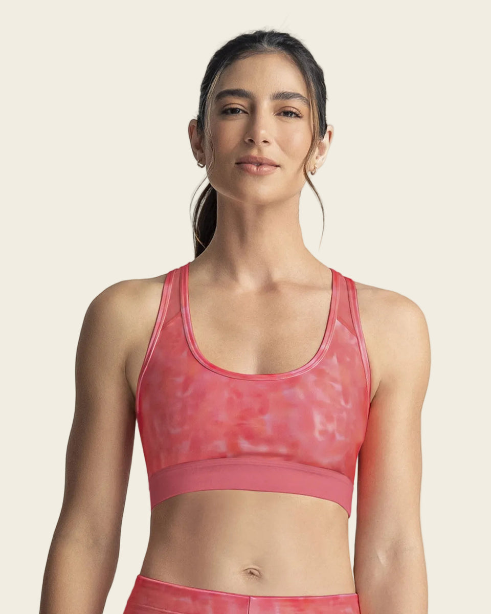Top deportivo con espalda atlética en material de secado rápido