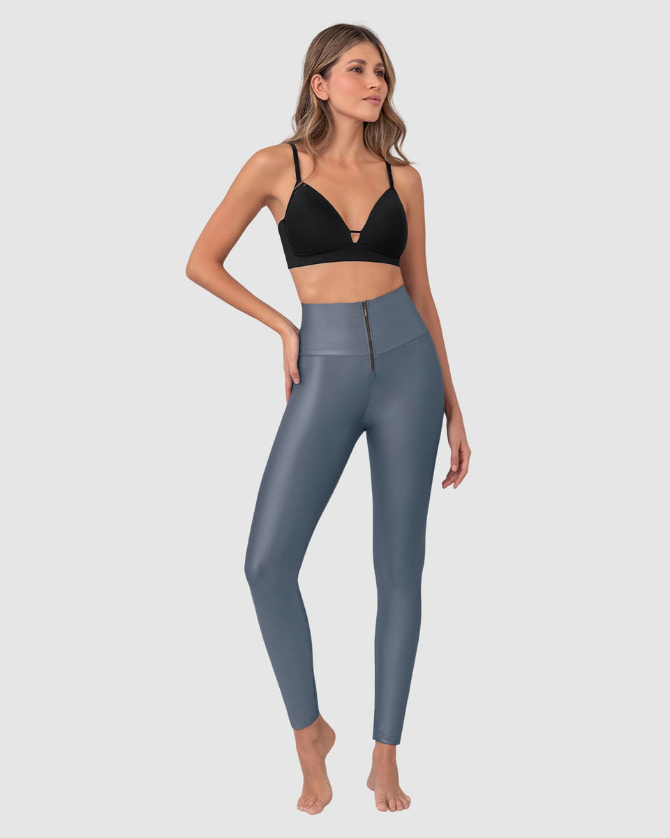 Leggings con acabado imitación cuero con control de abdomen