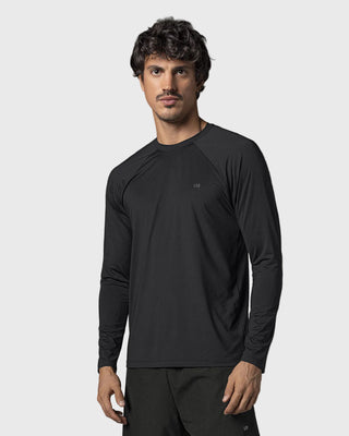 Camiseta deportiva masculina manga larga con protección UV#color_700-negro