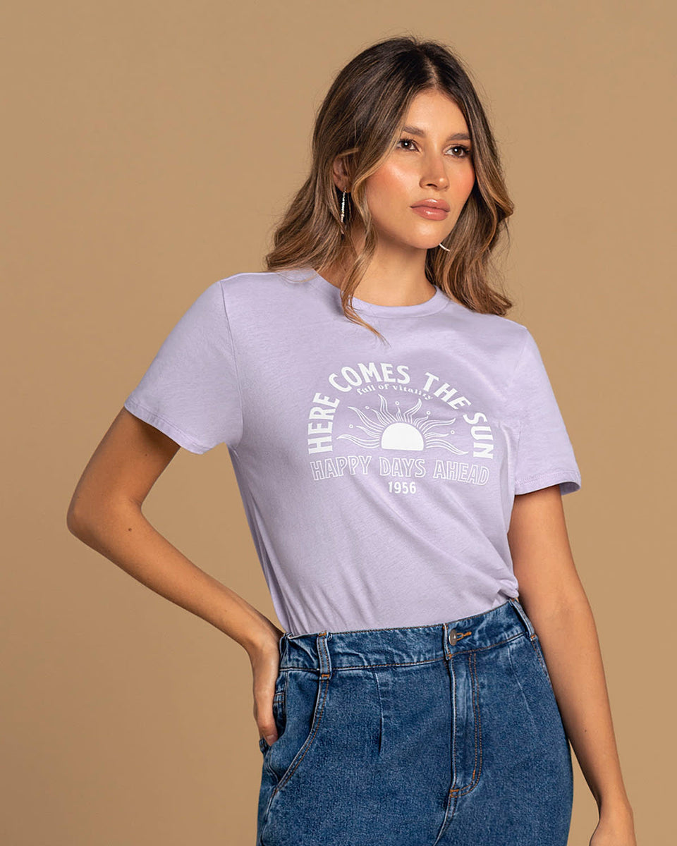 camiseta-manga-corta-con-mensaje-en-el-frente