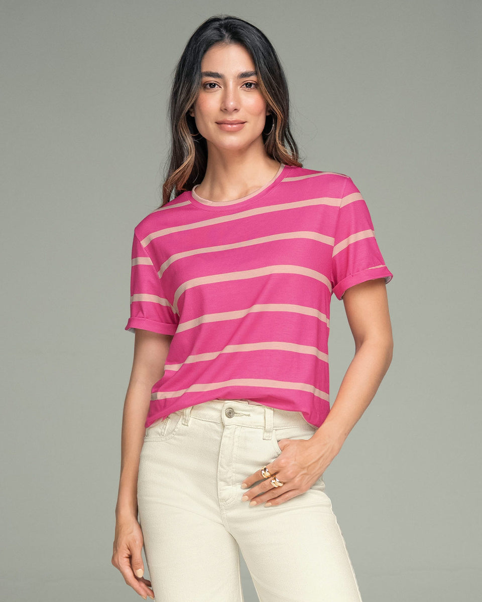 Camiseta manga corta estampada con dobladillo en manga