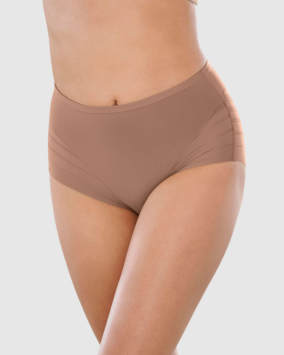 Calzón faja clásico con control moderado de abdomen y bandas en tul
