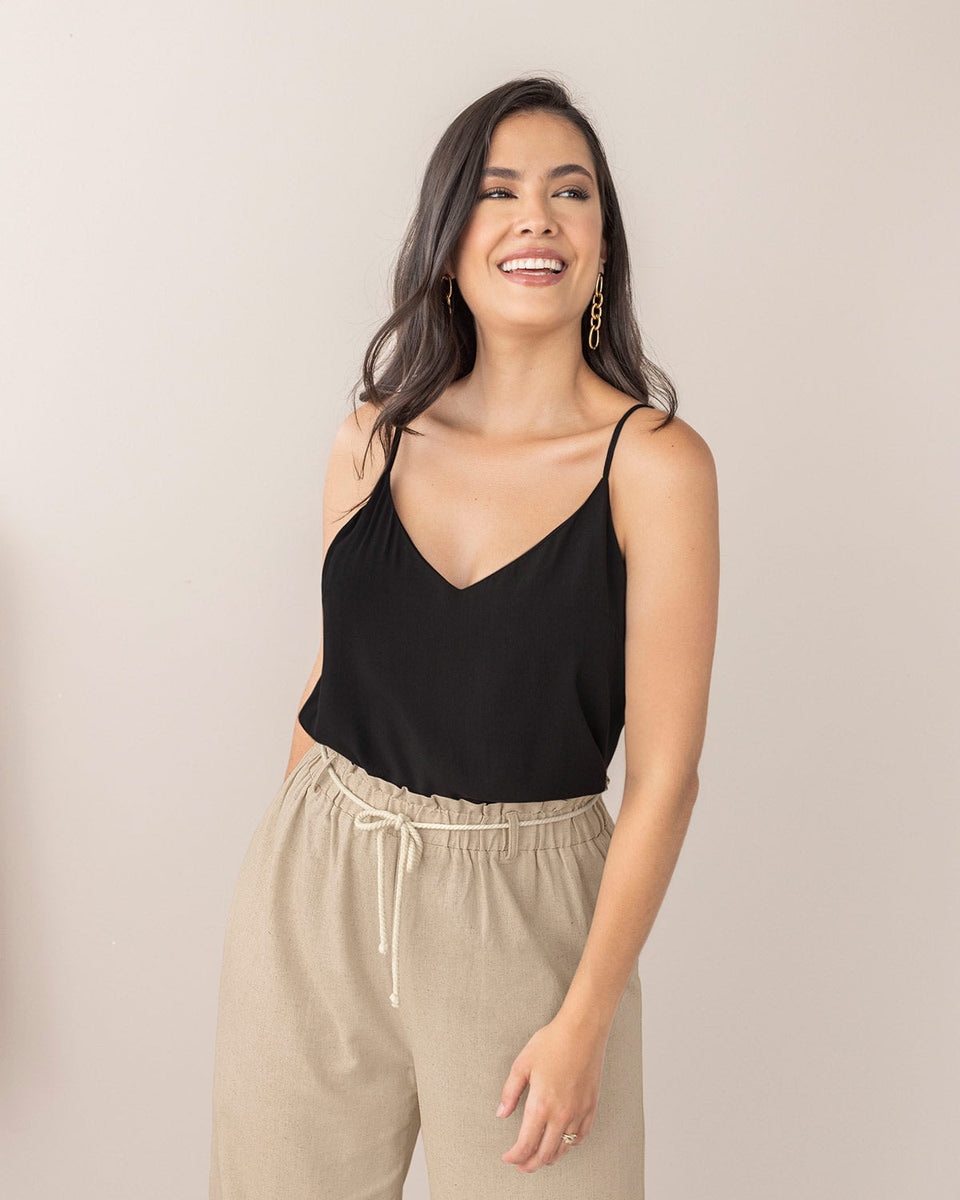 Blusa de tiritas con cuello en v