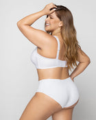 Sostén brastop con buen cubrimiento de sisa y espalda