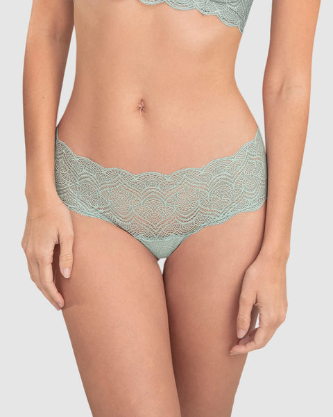 Calzón estilo pantaleta en encaje con transparencias y bordes redondeados#color_737-menta