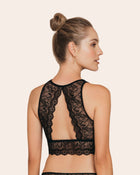 Bralette de cuello alto tipo crop top sin estructura