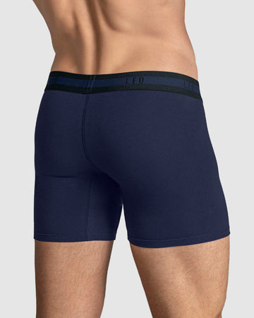 boxer-medio-con-detalles-en-contraste-elaborado-con-algodon-elastico#color_055-azul-oscuro