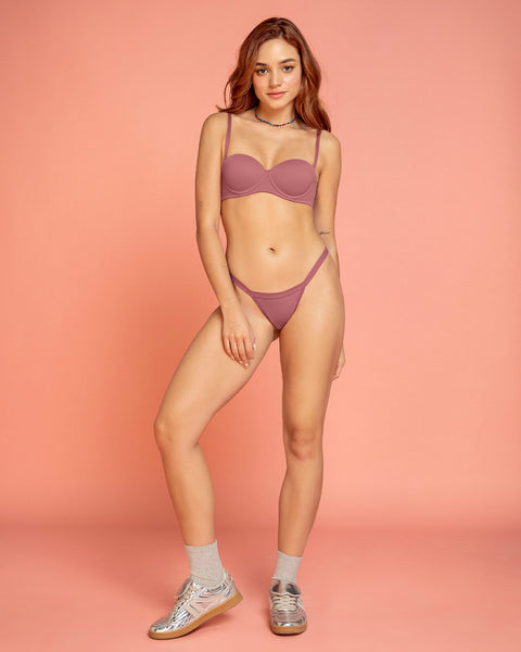 Sostén strapless con realce incorporado#color_b99-salmon