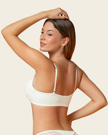 Sostén en encaje con abrochadura frontal y espalda lisa#color_253-perla