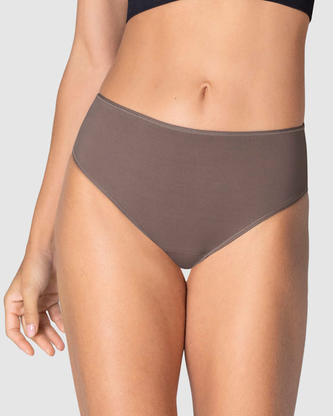Calzón clásico alto en pierna con control moderado en el abdomen#color_868-taupe