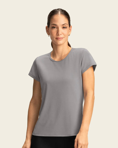camiseta-deportiva-de-secado-rapido-y-silueta-semiajustada#color_c62-gris-claro