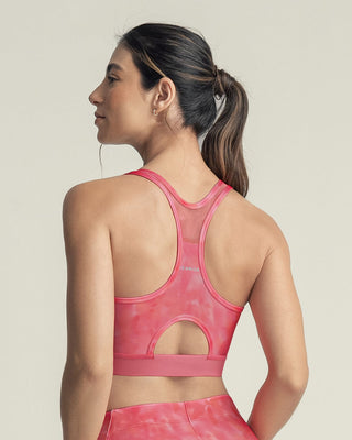 Top deportivo con espalda atlética en material de secado rápido#color_040-est-rosado