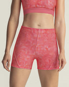 Short corto deportivo ajustado y ligero con cómodo elástico en cintura#color_040-est-rosado