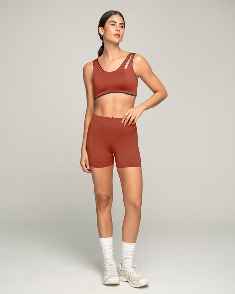 Short corto deportivo ajustado y ligero con cómodo elástico en cintura#color_336-rojo-canela
