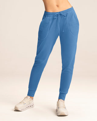 jogger-deportivo-de-silueta-amplia-con-bolsillos#color_052-azul-medio