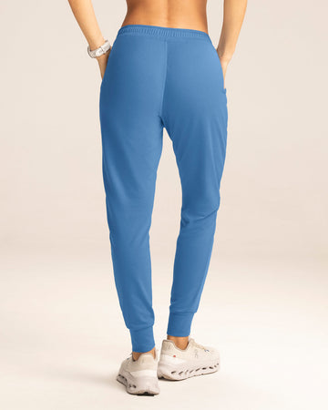 jogger-deportivo-de-silueta-amplia-con-bolsillos#color_052-azul-medio