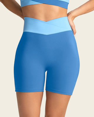 short-biker-con-pretina-en-v#color_052-azul-medio