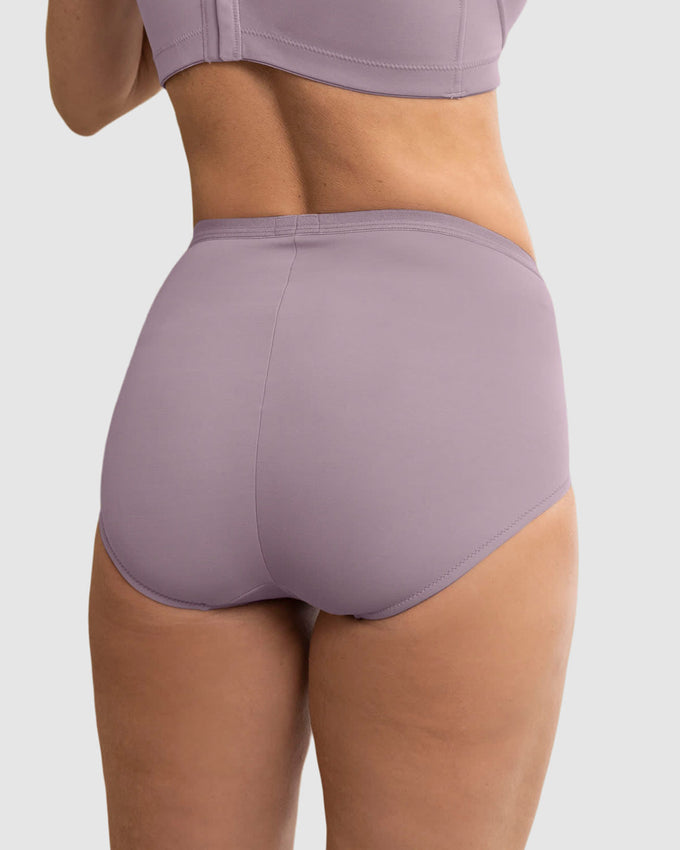 Panty clásico de control suave con excelente modelación#color_465-lila