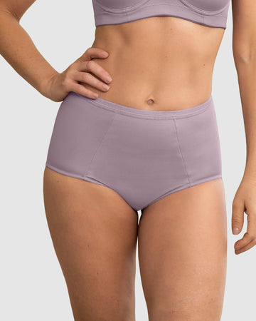 Panty clásico de control suave con excelente modelación#color_465-lila