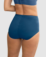 Panty clásico de control suave con excelente modelación#color_546-azul-oscuro