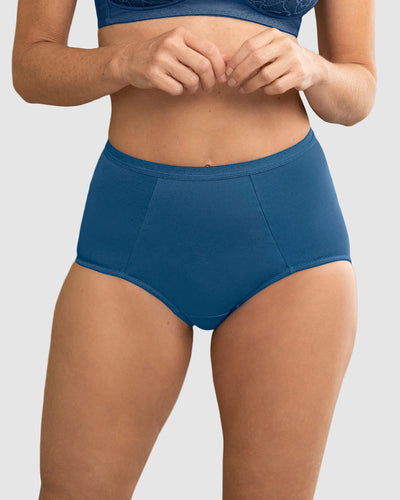 Panty clásico de control suave con excelente modelación#color_546-azul-oscuro