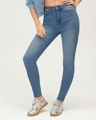 Jeans skinny esenciales para mujer#color_503-azul-claro