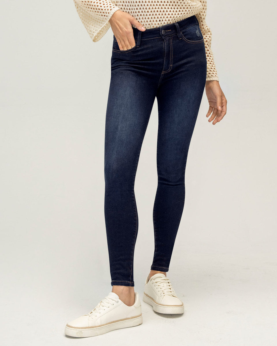 jean-skinny-levanta-cola