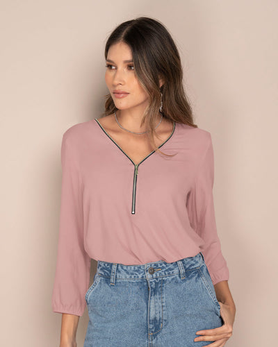 Blusa manga 3/4 con cierre funcional#color_318-palo-de-rosa