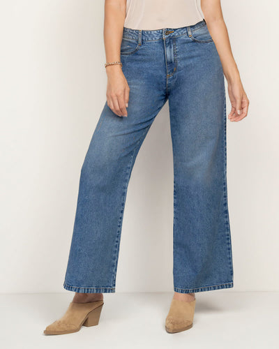 Jean wide leg con bolsillos funcionales#color_052-azul-medio