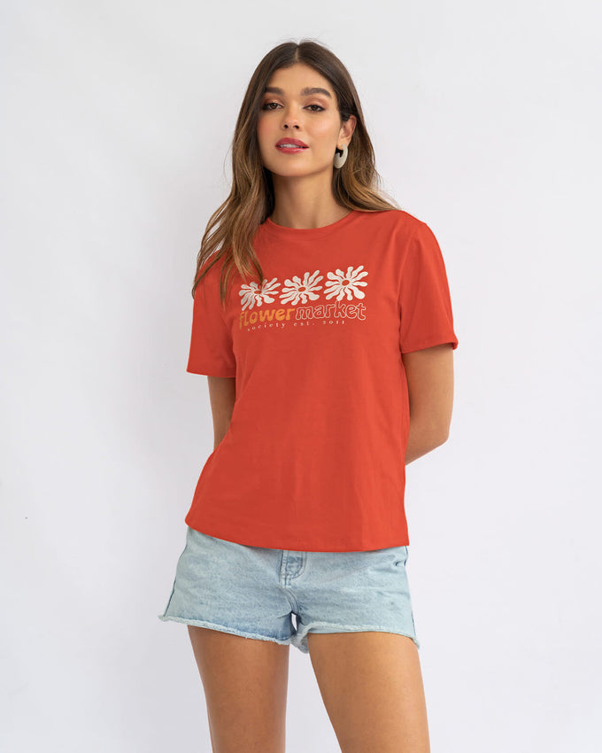 Camiseta en algodón manga corta con estampado localizado#color_323-rojo