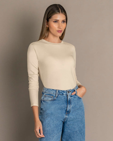 Camiseta manga larga silueta crop#color_084-arena-claro