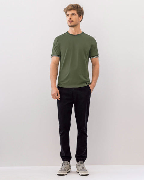 Jogger en drill para hombre#color_700-negro