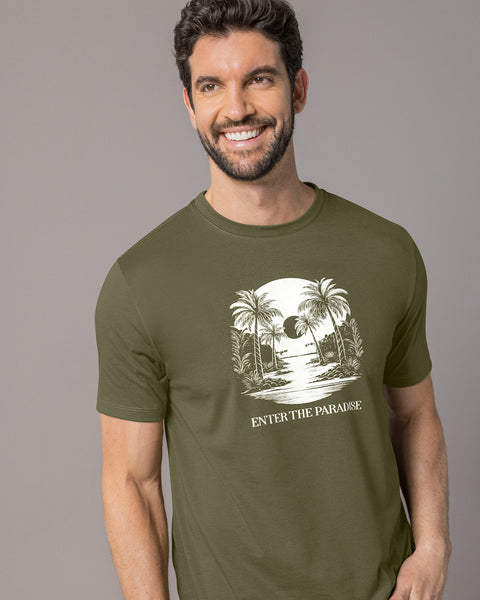 Camiseta manga corta con estampado localizado y cuello redondo#color_a91-verde-militar-claro