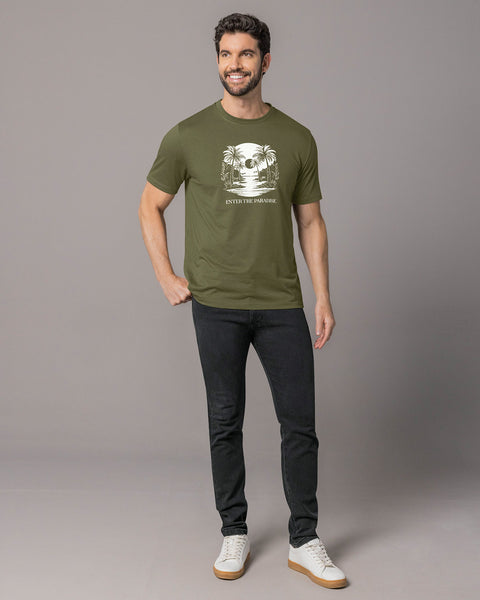 Camiseta manga corta con estampado localizado y cuello redondo#color_a91-verde-militar-claro