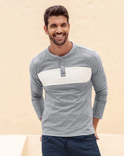 camiseta-manga-larga-con-perilla-funcional-y-cuello-redondo#color_071-gris