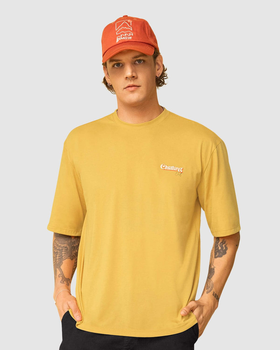 Camiseta manga corta de silueta amplia con estampado localizado en frente