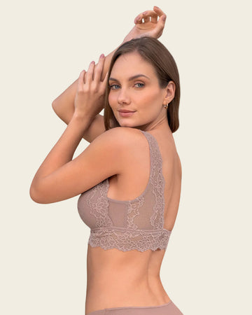 bralette-triangular-en-encaje-ultracomodo#color_281-palo-de-rosa