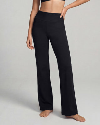 legging-bota-recta-con-control-moderado#color_700-negro
