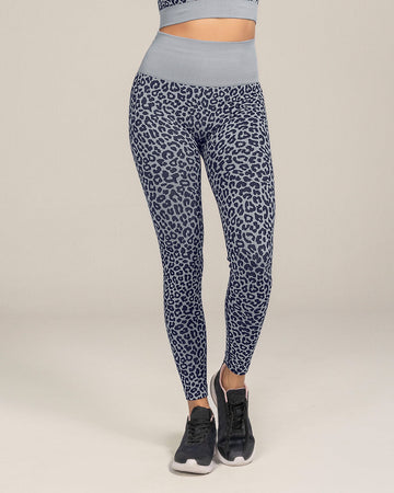 Legging deportivo de control y tiro alto en tecnología seamless sin costuras#color_420-animal-print-azul