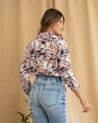 Blusa manga larga con perilla funcional y puños con botón