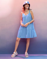 Vestido corto de tiritas y silueta amplia#color_501-azul-claro